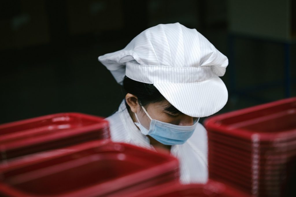 Worker, woman, mask — Growing Trends within the Beer, Keg, and Kegerator Industry