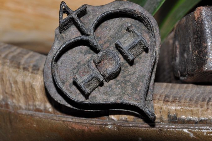 Burning iron, iron, branding — Hurley Brand - For Individuals Who Love the Sea