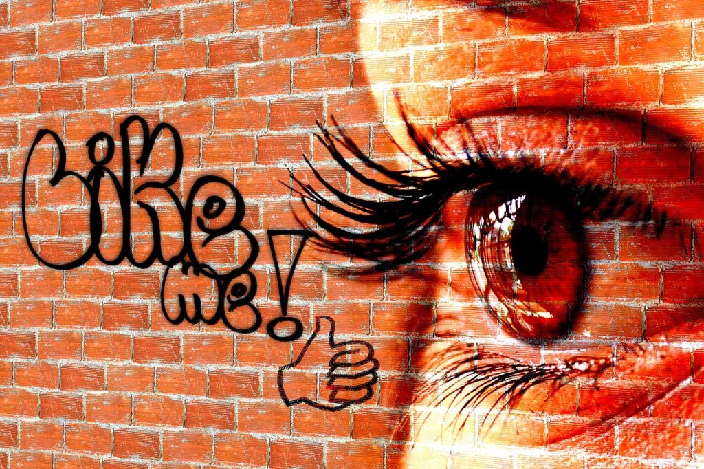 Writing, wall, woman — Instagram Followers And Likes For Instagram Growth