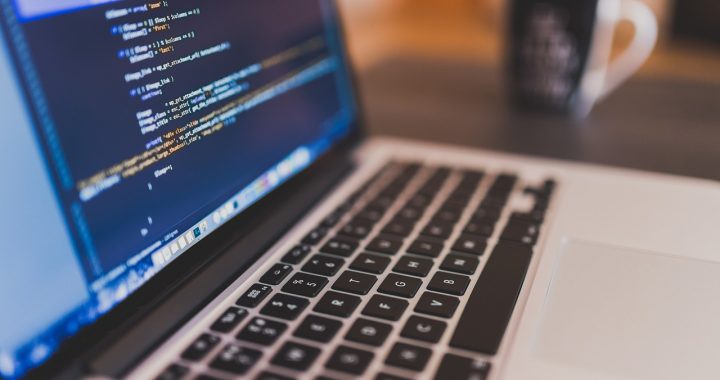 Coding, programming, working — The Role of PET Recycling in Promoting Circular Economy Practices